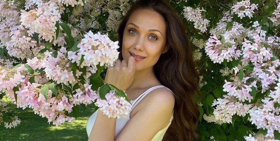 Евгения Власова