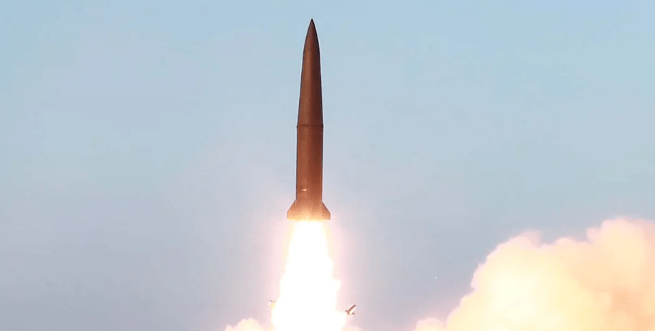 Балістична ракета, КНДР, Північна Корея, Росія, РФ, війна в Україні, фото