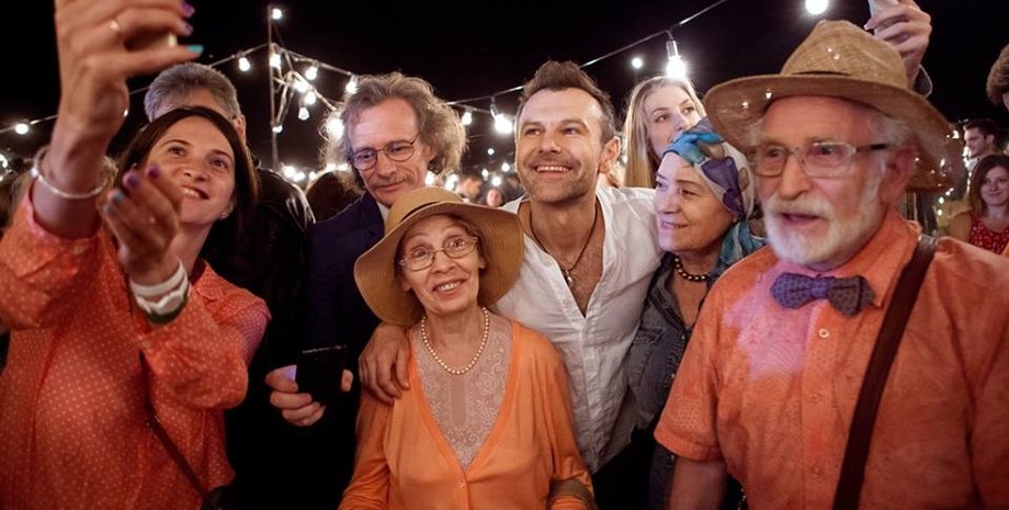 Святослав Вакарчук на съемках видеоклипа на песню "Життя починається знов" / Фото: cultprostir/Виктория Квитка