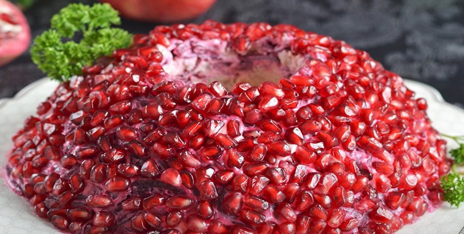 Салат "Гранатовый браслет", Салат "Гранатовый браслет" рецепт, Салат "Гранатовый браслет" с говядиной, Салат "Гранатовый браслет" с говядиной