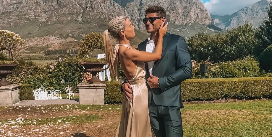 Амелія Спенсер і Грег Маллет, весілля, пара