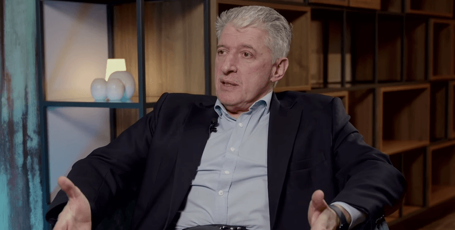 О готовности женщины к беременности с 14 лет заявил акушер-гинеколог Говсеев Беременность в 14 лет прокомментировал акушер-гинеколог Дмитрий Говсеев