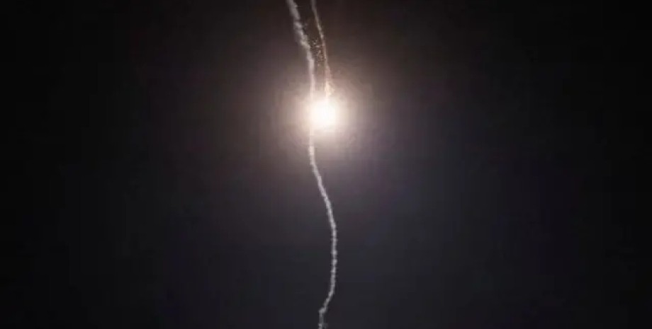 ВС РФ массированно атаковали Киев баллистикой ВС РФ массированно атаковали Киев баллистикой