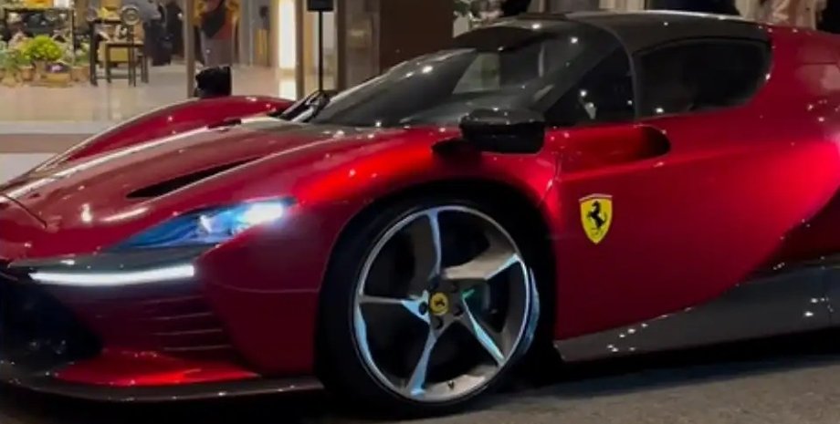 Ferrari Daytona, Ferrari Daytona SP3, суперкар Ferrari, Криштиану Роналду, авто Криштиану Роналду