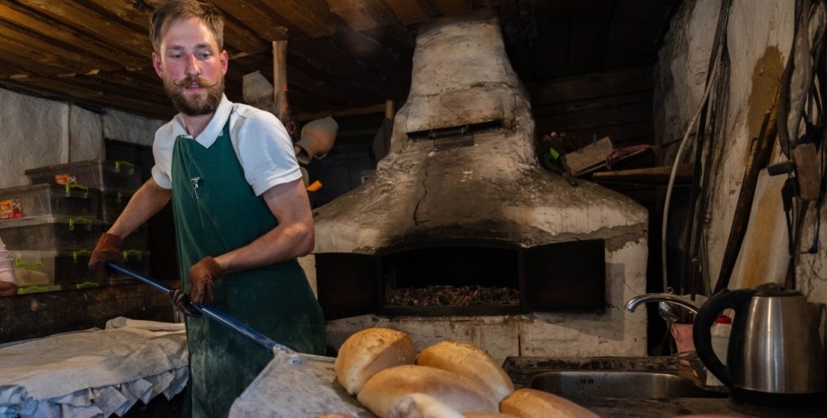 С ростом цены электроэнергии хлеб и бакалея в Украине уже дорожают цены на хлеб, тарифы цены, хлеб подорожал, украина инфляция, инфляция в Украине летом