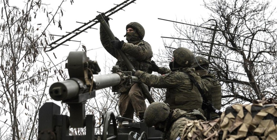 Nach Angaben des ukrainischen Journalisten nutzen die Russen bei Angriffen auf G...