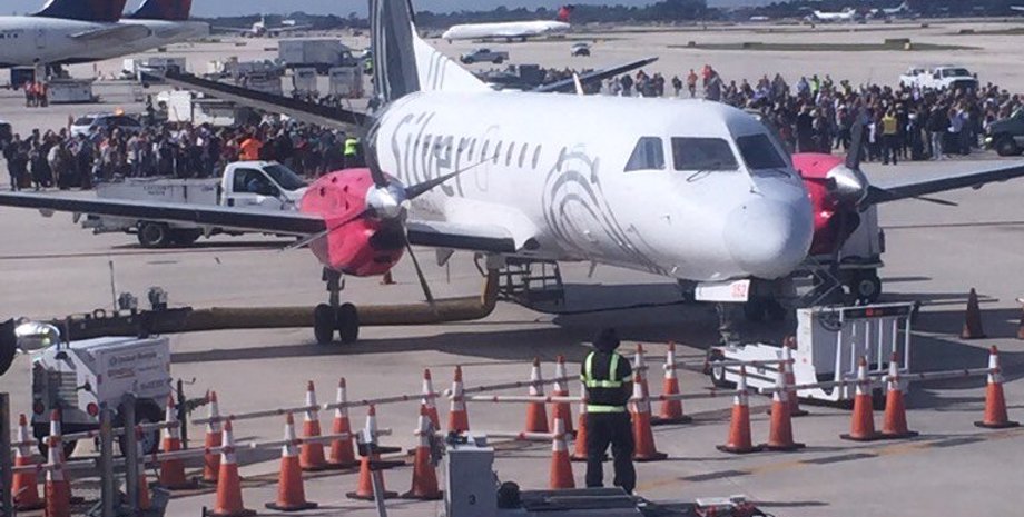 В аэропорту Флориды - теракт / Фото: Twitter