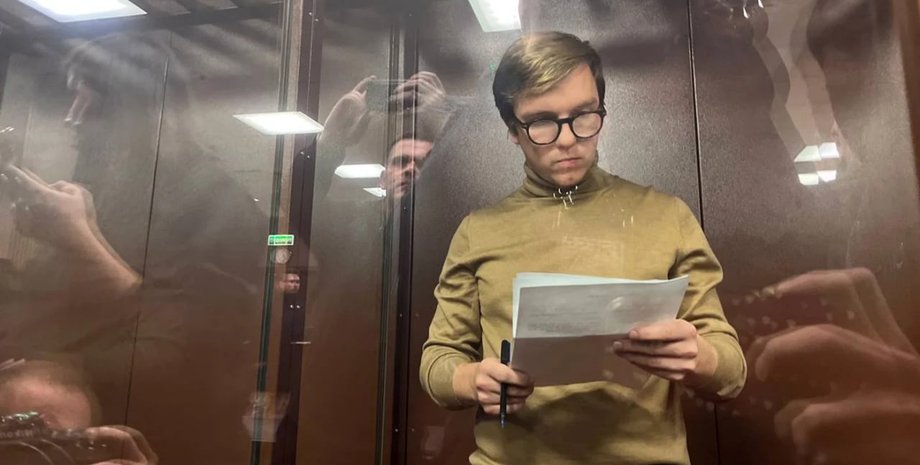 Кирилл Суханов, суд, Ксения Собчак побег из России