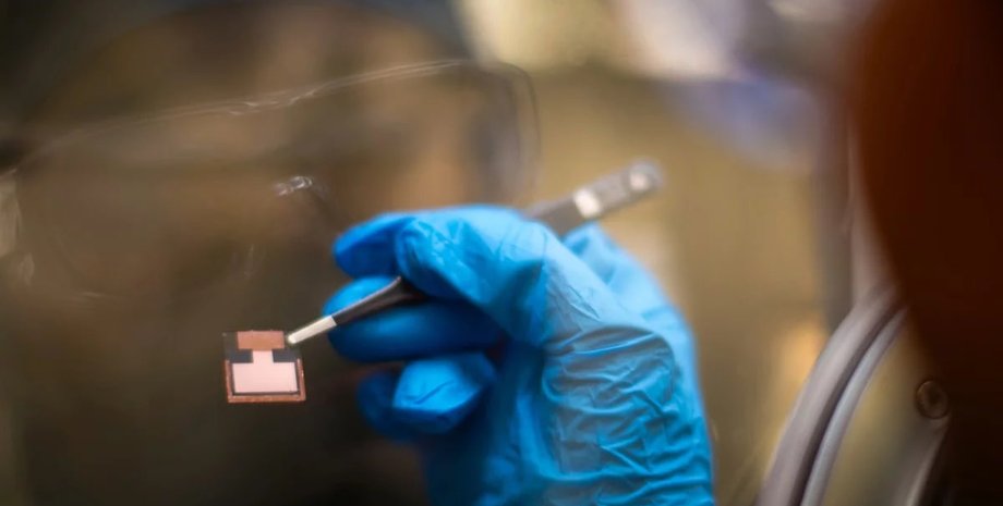 Сонячний елемент, перовскітні сонячні панелі, фото