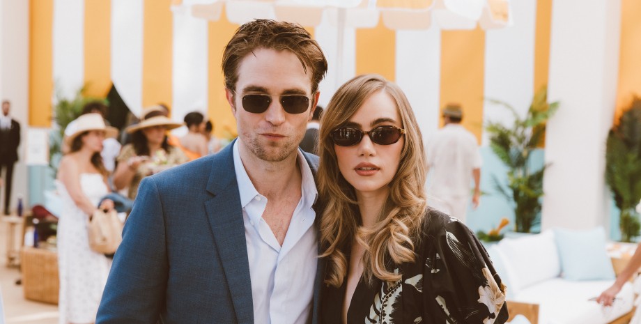 Роберт Паттинсон и Сьюки Уотерхаус Роберт Паттинсон и Сьюки Уотерхаус, девушка роберта паттинсона, роберт паттинсон стал отцом, ребенок роберта паттинсона