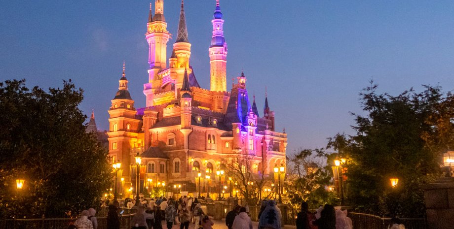 Диснейленд, рекорд книги рекордов Гиннеса, посещение диснейленда рекорд, мировой рекорд, рекорды Гиннеса