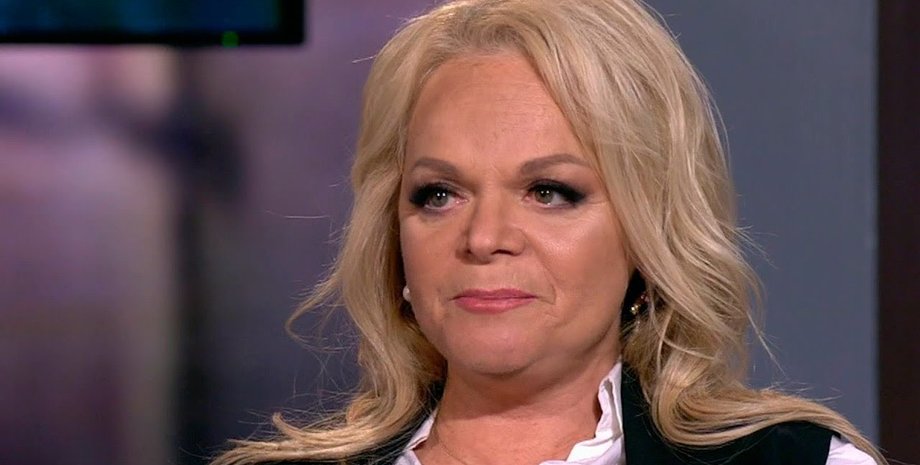 Лариса Долина