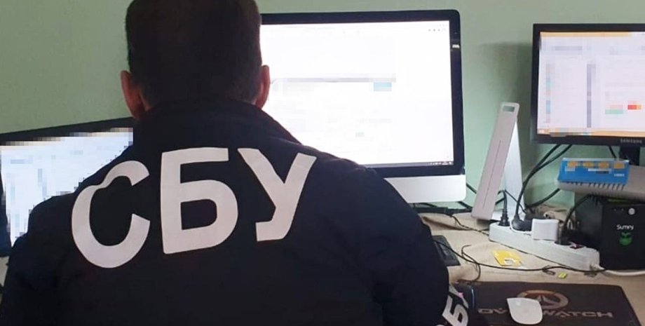 СБУ накрила ботоферму у Хмельницькій області