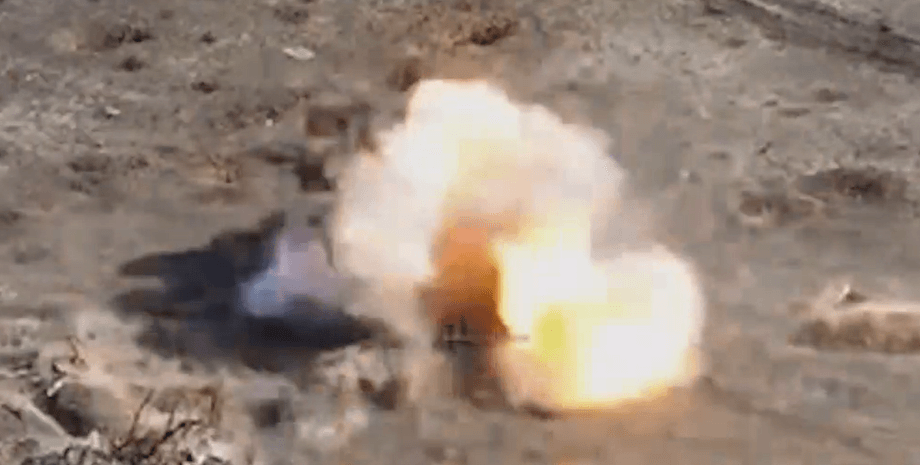 Вибух, удар, дрон, робот, мінування, війна в Україні, фото