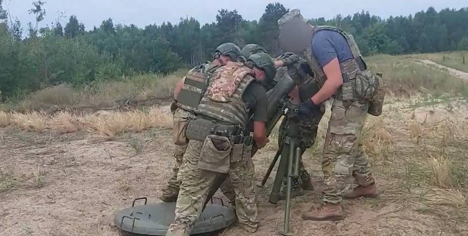 ЛСР, Легион "Свобода России", добровольцы, артиллерия, Донецкая область, Горловка, склад боеприпасов