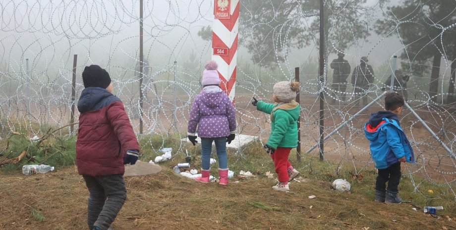 біженці з іраку в Польщі, кордон Польщі та Білорусі, конфлікт з біженцями