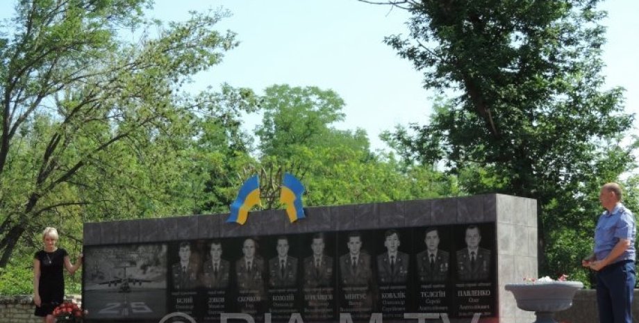 Мемориал в Мелитопол: Фото: rian.com.ua/