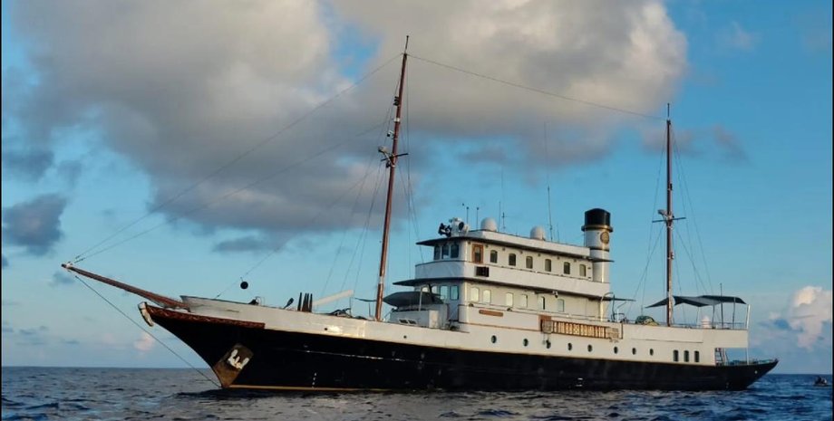 Яхта, судно, стрельба, пираты, моторная яхта, береговая охрана, яхта миллиардера, Kalizma