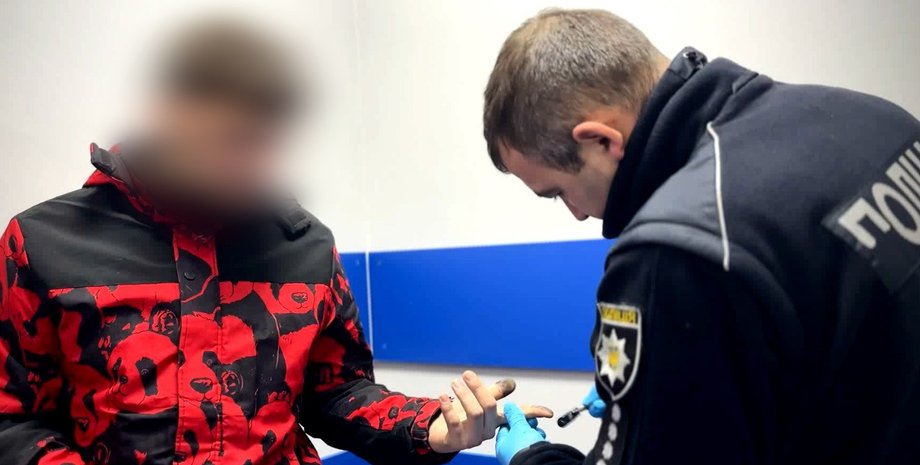 В Одессе среди бела дня похитили девушку