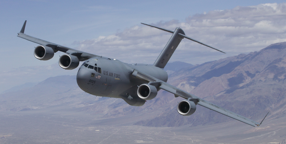 Boeing C-17 Globemaster III