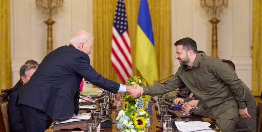 Владимир Зеленский, Джо Байден, президент США, президент Украины, военная помощь, война РФ против Украины