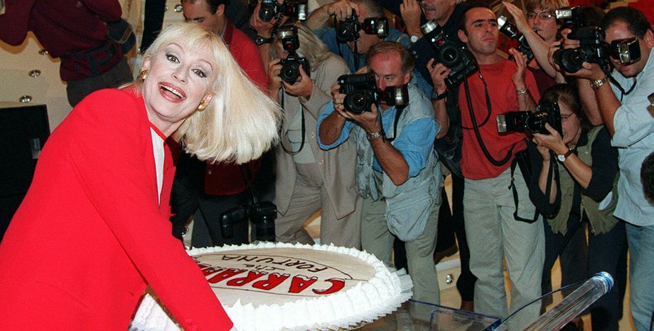 Рафаэлла Карра, певица Рафаэлла Карра, смерть Рафаэллы Карры