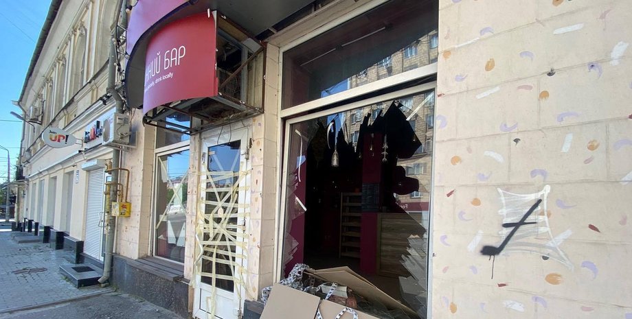 Площа Конституції харків, харків обстріл, центр харкова вибух, ракета центр харкова, приліт у центрі харкова