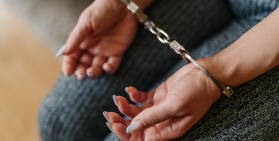 Викладачок з Одеси затримали в Польщі за хабар викладачок затримали, Польща, пропонували хабар, українські викладачки