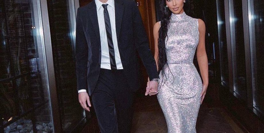 Кім Кардаш‘ян і Піт Девідсон, Кім Кардаш‘ян і Піт Девідсон на червоній доріжці, Кім Кардаш‘ян і Піт Девідсон зустрічаються