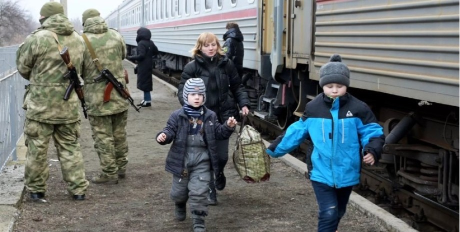 дети, депортация, похищение, вывоз, поезд, россия, украинские дети, коллаборант