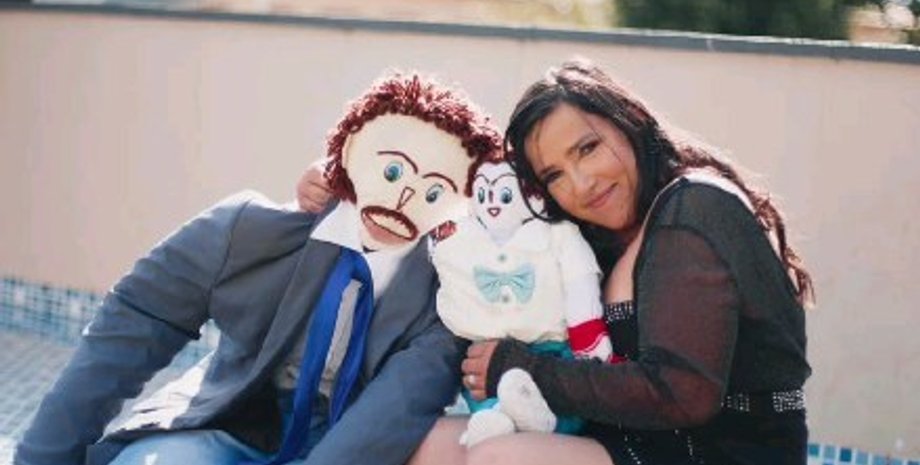 Мейрівоне Роша, Бразилія, сім'я, лялька