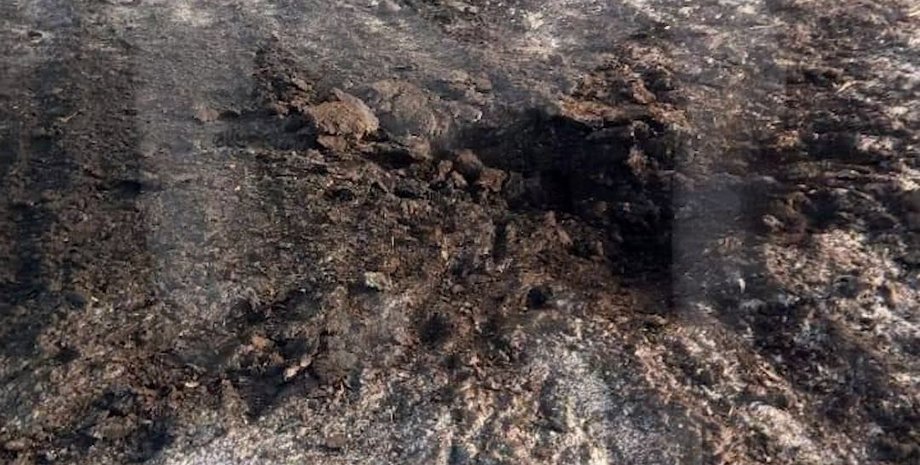 брянська область, обстріл, приліт, лійка, поле, дрони, безпілотники, бпла,