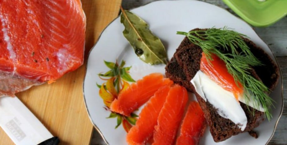 как засолить красную рыбу, рецепт соленой красной рыбы, как солить рыбу,  рецепт с красной рыбой