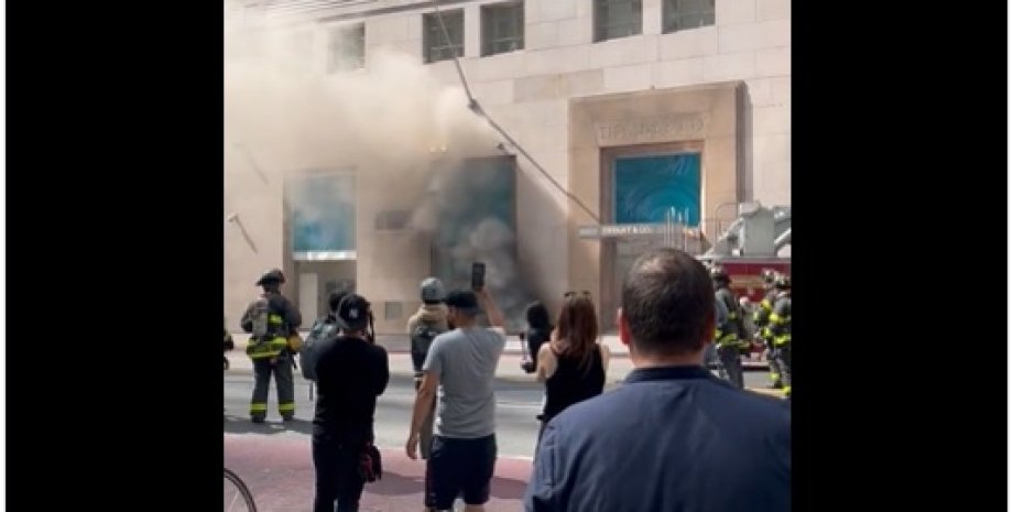 Tiffany & Co., пожар, огонь