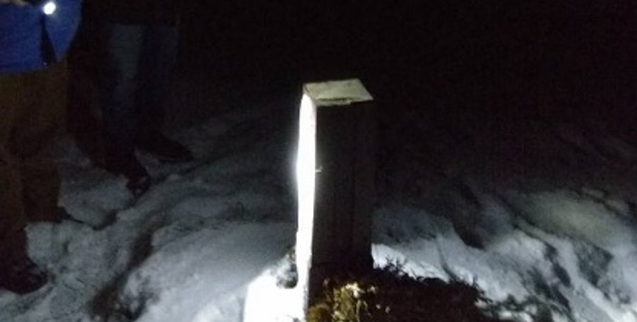 Основа срубленного креста/Фото: facebook Михайло Городиський