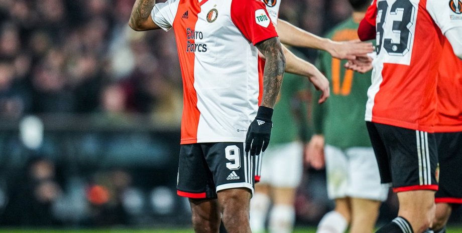 Хозяева забили три мяча в ворота Анатолия Трубина уже за первые 45 минут