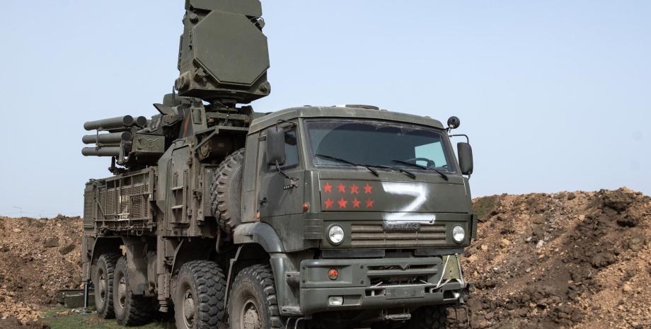 комплекс "Панцирь-С1" Российский ракетный коплекс "Панцирь-С1"