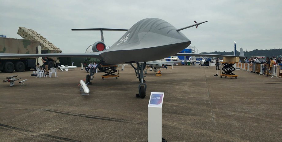 Китайский беспилотный аппарат CH-6