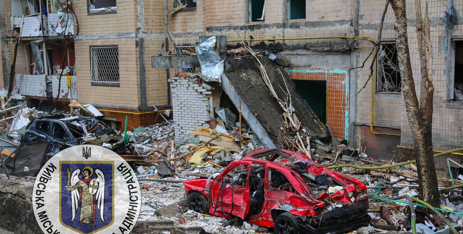 Последствия ракетного удара, Киев, удар, руины