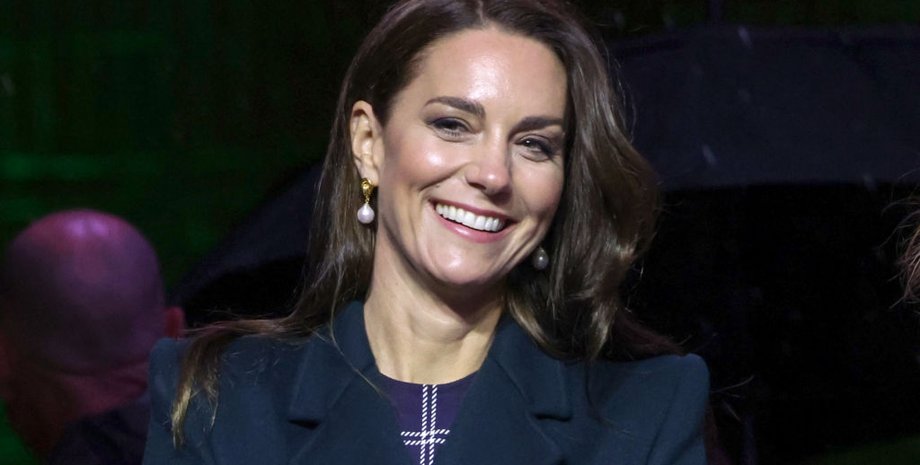 Кейт Миддлтон, принцесса уэльская, жена принца Уильяма, королевский этикет, кейт Миддлтон отменяет запрет на селфи