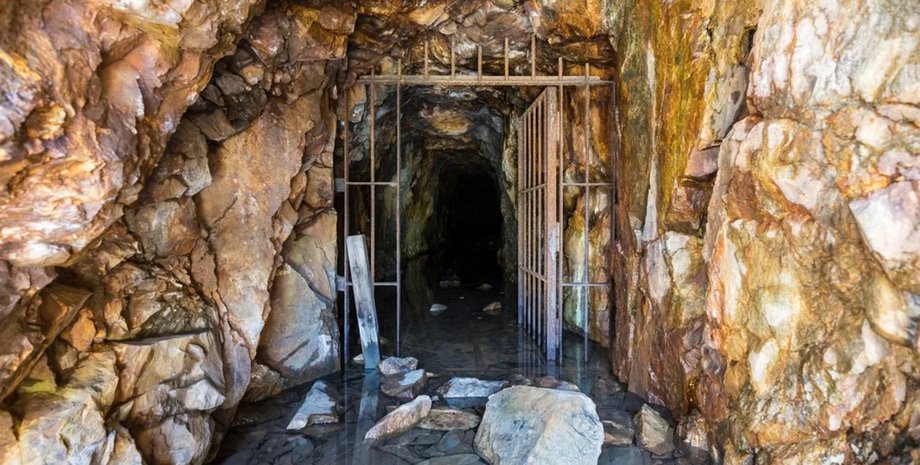 самая старая вода в мире в шахте