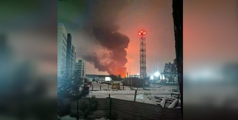 удары по объектам в россии 14 января атака дронов, энгельс, удары по россии, удары по объектам в россии 14 января