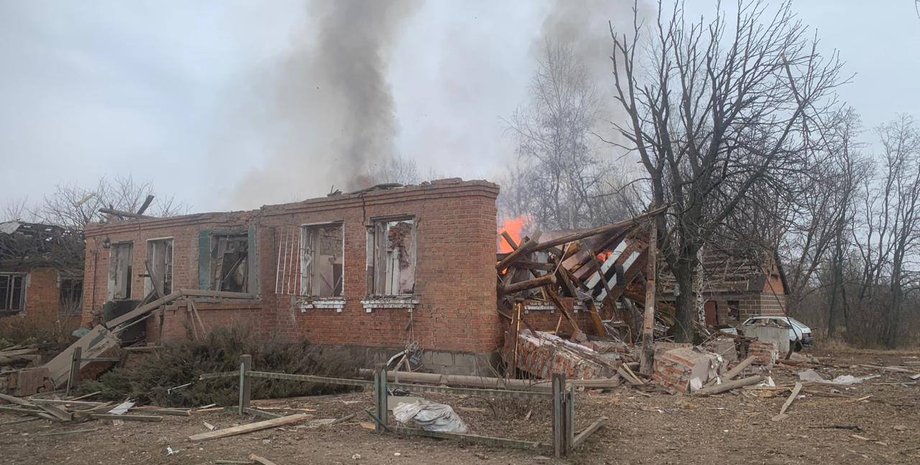 руины, разрушенное здание, дым