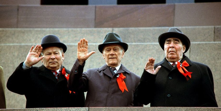 Киевсовет лишил Брежнева звания почетного гражданина город