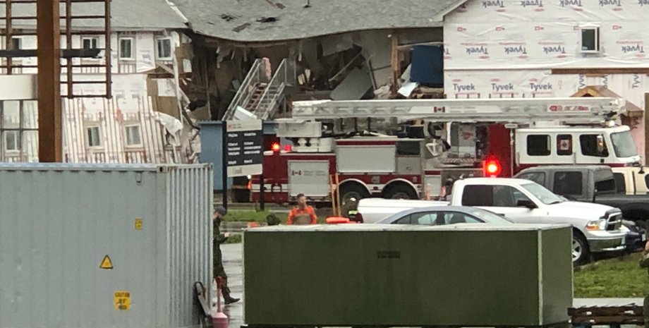 взрыв, военная база, Канада, военные, вооруженные силы Канады