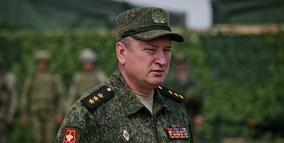 Олександр Лапін