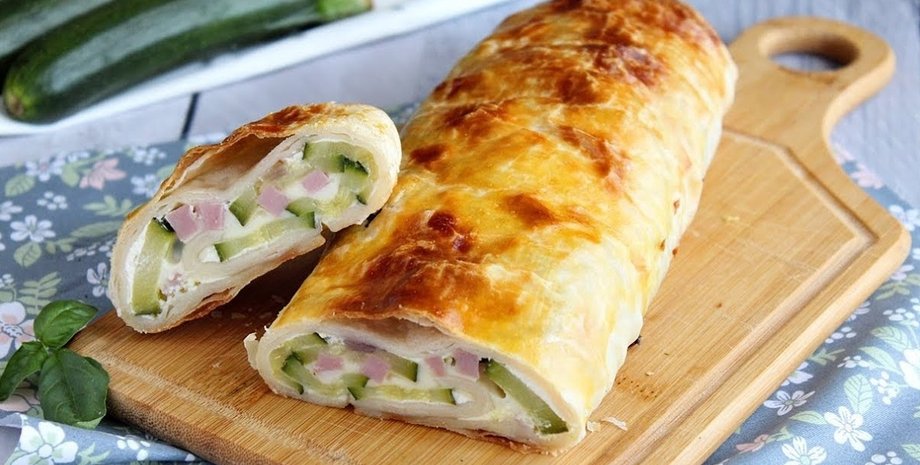 Штрудель з кабачками, штрудель, кабачки випічка, випічка з кабачками