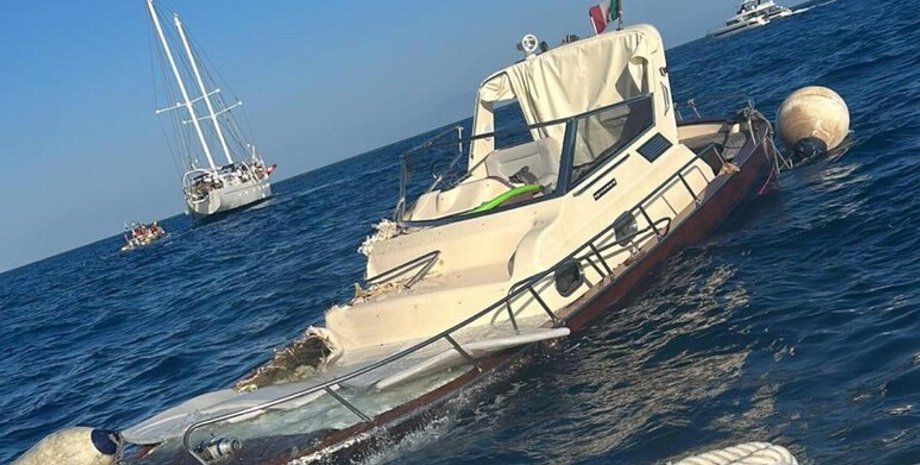 Эдриенн Воган, издатель гарри поттера, кораблекрушение, катер амальфи