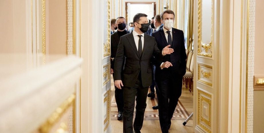 Володимир Зеленський, Еммануель Макрон, брифінг