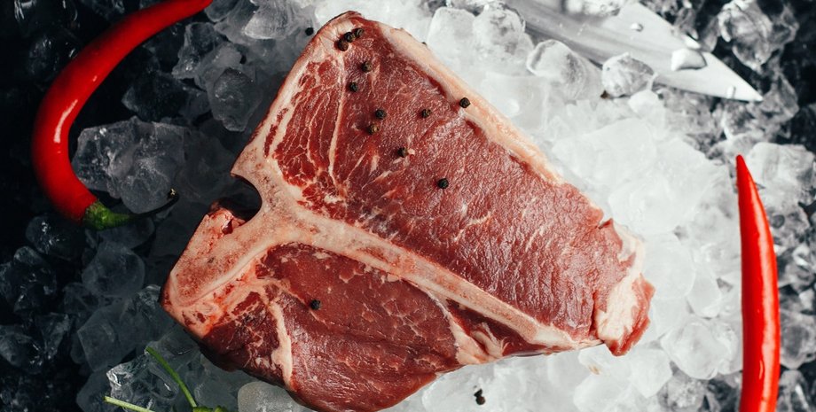 як розморозити м'ясо, швидке розморожування м'яса, кулінарні лайфхаки, секрети приготування м'яса